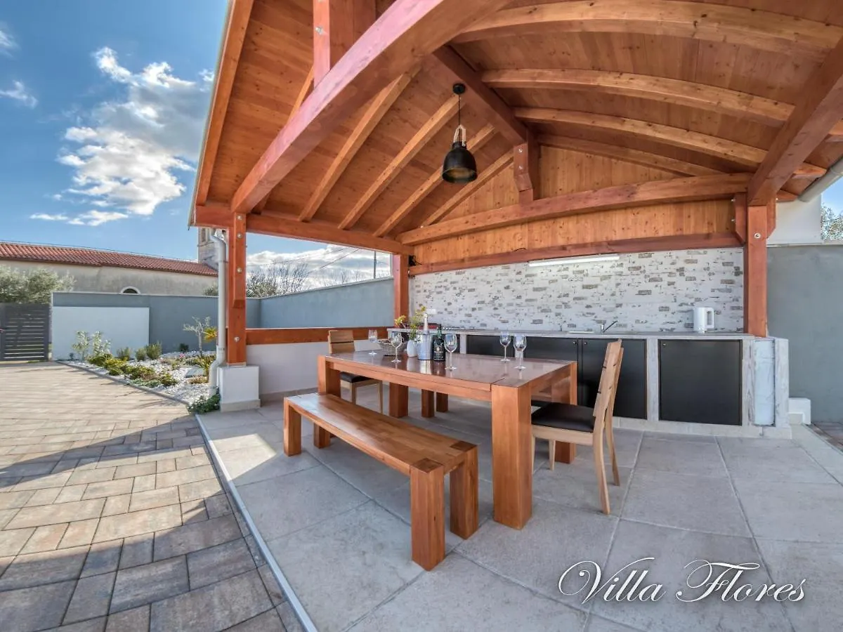 villa flores Kavran Croazia